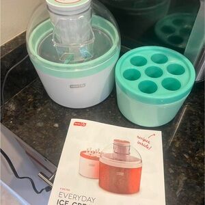 Dash Ice Cream Maker